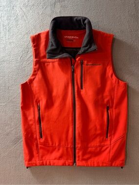 Hawke & Co -Men’s Burnt Orange Softshell Vest